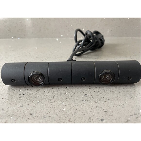 Sony PlayStation 4 - Original Camera Model CUH-ZEY2 Pre Owned  No Box / No Mount - Picture 1 of 10